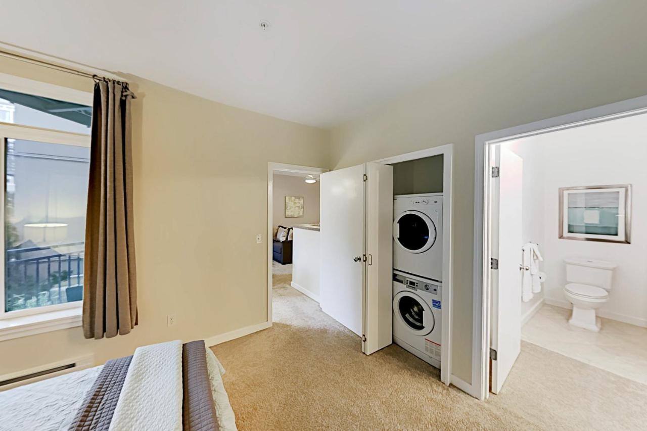 Belltown Court III Apartment Сиатъл Екстериор снимка