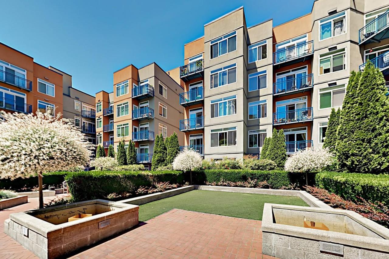 Belltown Court III Apartment Сиатъл Екстериор снимка