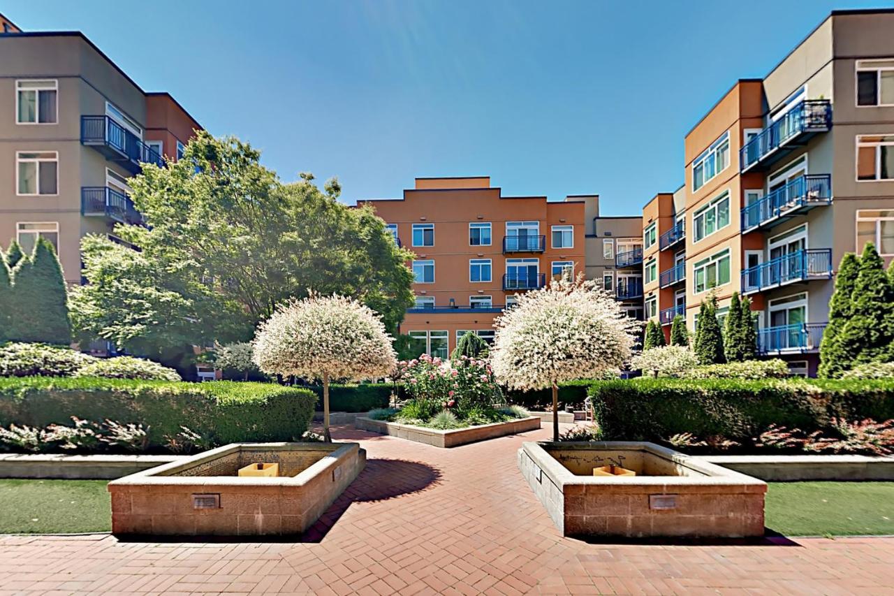 Belltown Court III Apartment Сиатъл Екстериор снимка